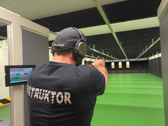 W Akademickim Centrum Sportu Politechniki Bydgoskiej można postrzelać z broni