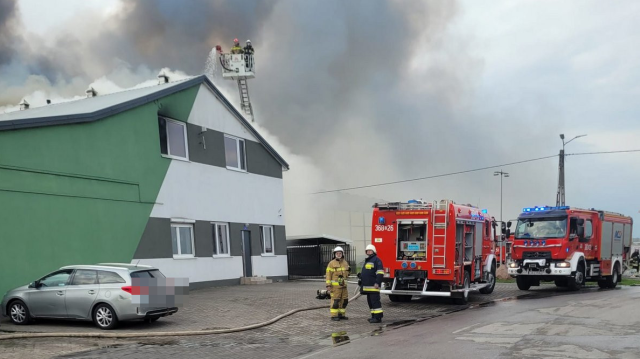 PR PiK poznało wstępną przyczynę pożaru hali w powiecie włocławskim. Wielomilionowe straty