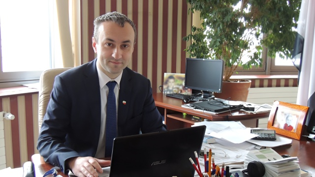 Polskie Radio PiK pod szpitalem w Radziejowie. Minuta ciszy dla służby zdrowia [Rozmowa Dnia]