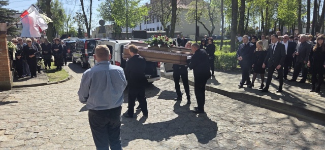 Ostatnie pożegnanie Piotra Zabłockiego, wójta gminy Raciążek [zdjecia]