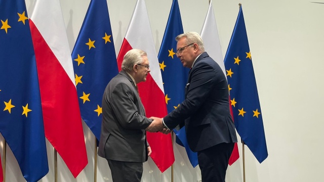 W zaciszach archiwów i w podziemiu. Odznaczenia dla zasłużonych w budowaniu wolnej Polski