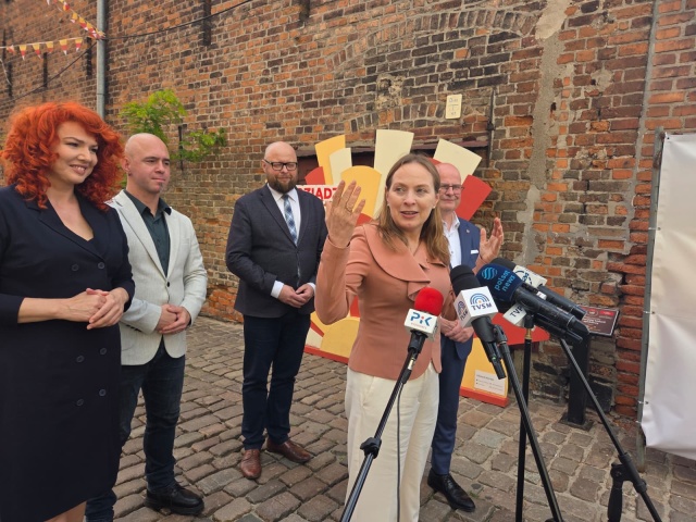 Ministra funduszy i polityki regionalnej była w Grudziądzu. Średnie miasta muszą dostać parasol inwestycyjny