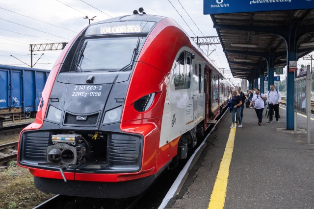 Ruszają wakacyjne pociągi do Kołobrzegu. Mieszkańcy Pomorza i Kujaw pojadą też na Hel