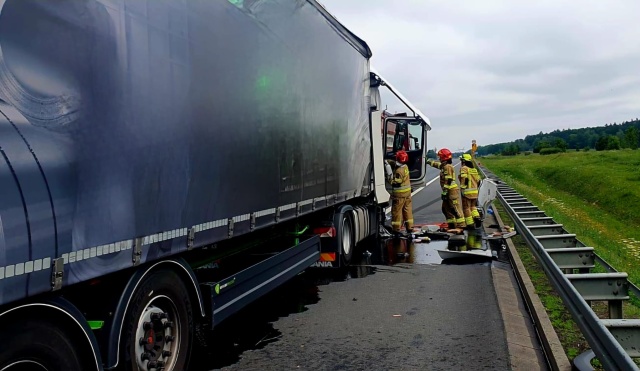 Wypadek na autostradzie A1 w Kujawsko-Pomorskiem. Jedna osoba jest ranna