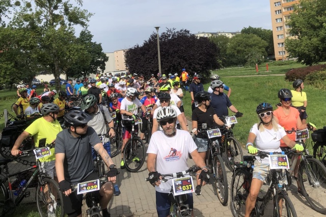 Cykliści opanowali Bydgoszcz. Do przejechania mieli prawie 40 kilometrów [zdjęcia]