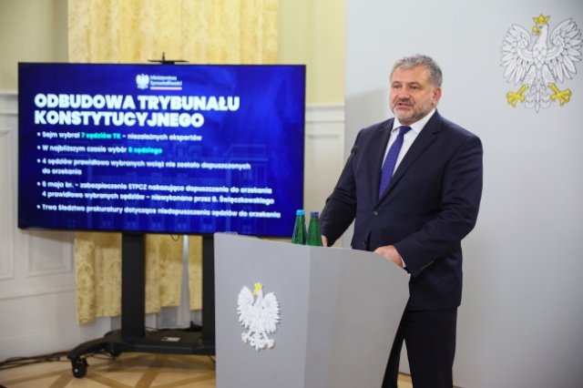Co dalej z Trybunałem Konstytucyjnym Mamy wybranych już siedmiu, legalnie wybranych sędziów