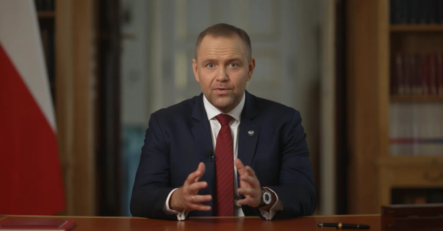 Prezydent skierował ustawę lex szarlatan do Trybunału Konstytucyjnego. Reagują lekarze i rząd