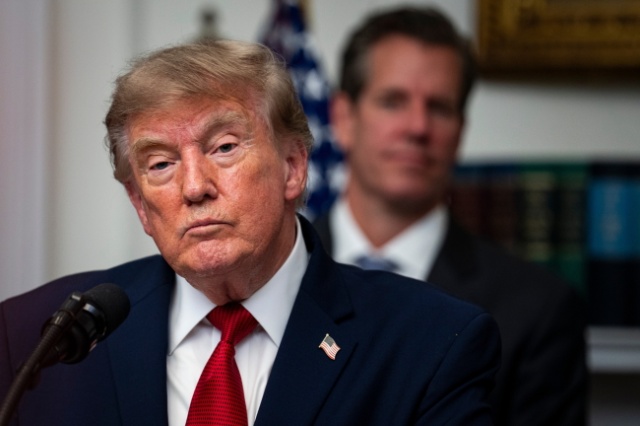 Nie tylko blokada wejścia do Cieśniny Ormuz. Donald Trump zapowiedział najcięższe w historii sankcje dla Iranu