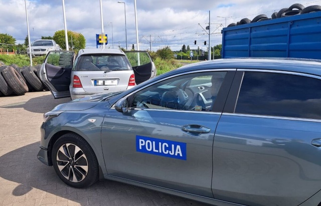 Zatankowali w Radzyniu Chełmińskim za prawie 2 tysiące złotych i... uciekli. Sprawcy w rękach policji