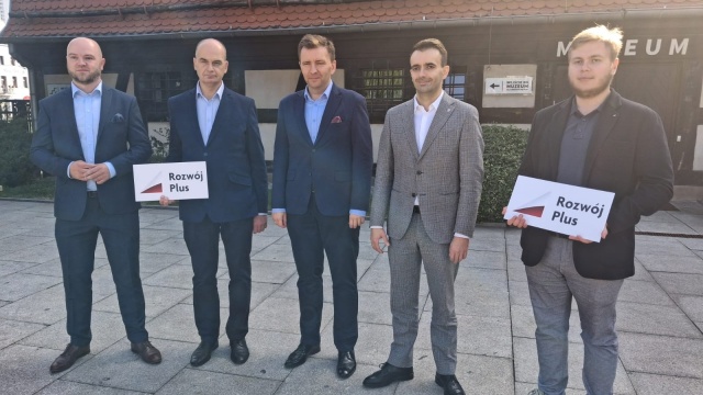 - To były zmarnowane trzy lata dla Bydgoszczy - mówią o rządach KO członkowie klubu Rozwój Plus