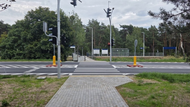 Przejście między stacją Katarzynka a JAR-em działa. Otwarto nowe przejście w Toruniu