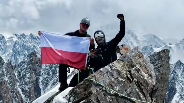Robert Lewandowski ma swój szczyt w Pakistanie. Nazwę wymyślił bydgoski muzyk Pawbeats