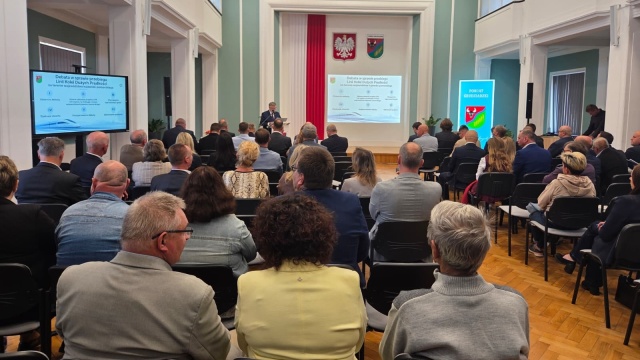 Najpierw protest rolników, a później debata o kolei dużych prędkości w regionie