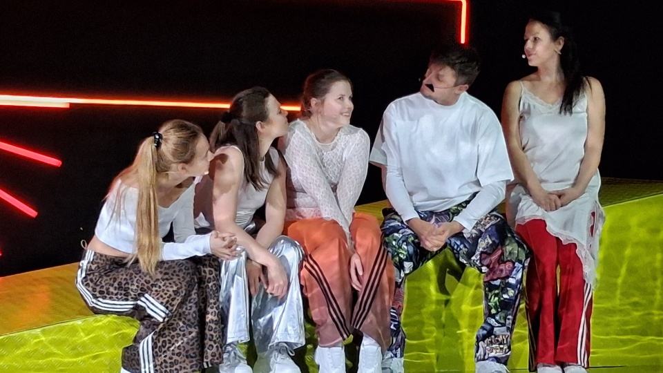 Prapremiera spektaklu „Bez alko i dragów jestem nudna" w Teatrze im. Horzycy w Toruniu już w najbliższą sobotę/fot. Iwona Muszytowska-Rzeszotek