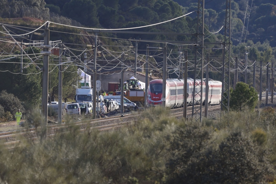 W katastrofie zginęło co najmniej 21 osób, kilkadziesiąt zostało rannych/fot. PAP/EPA/JORGE ZAPATA