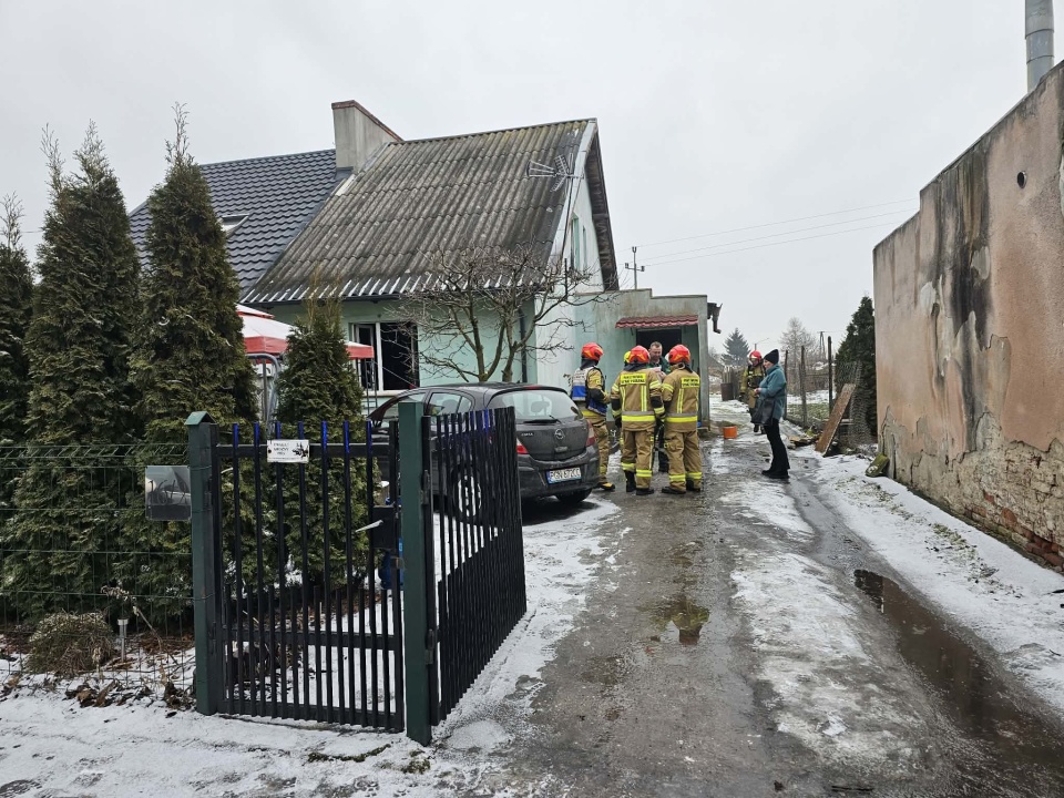 Pożar w domu w miejscowości Górki/fot. OSP Strzelno, Facebook