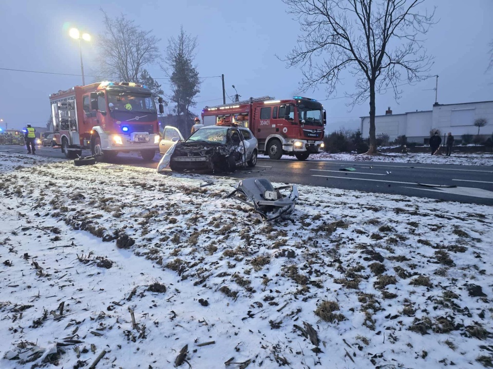 Wypadek w Kruszynie na krajowej „dziesiątce"/fot. Heron15 Pomoc Drogowa Bydgoszcz 24h Andruszczenko Krystian 501337500