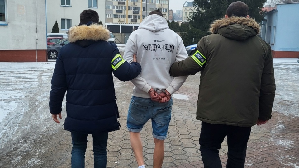 Dwóm włamywaczom grozi do 10, a jednemu do 15 lat więzienia/fot. KPP w Nakle nad Notecią