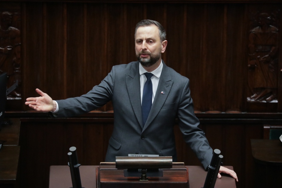 Szef MON Władysław Kosiniak-Kamysz ocenił, że działania na granicy są elementem trwającej wojny hybrydowej. / Fot. PAP