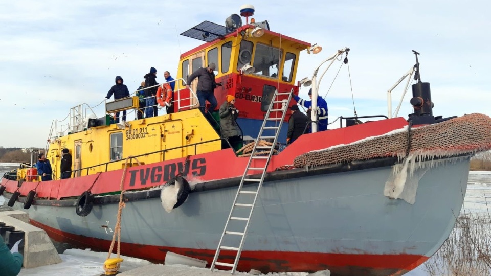 Dziennikarka PR PiK Tatiana Adonis na pokładzie lodołamacza/fot. Henryk Żyłkowski