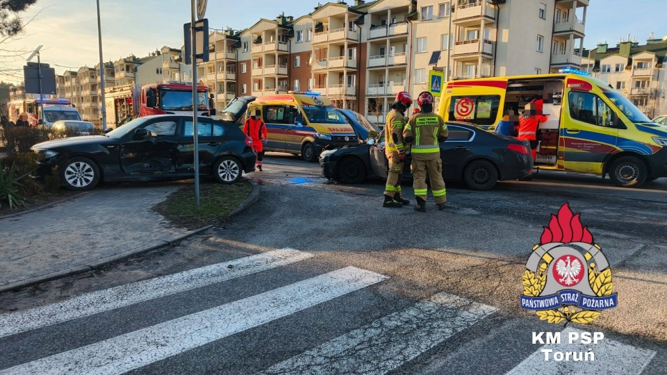 Wypadek na ul. Zbożowej w Toruniu. / Fot. Kacper Kruczyński / PSP w Toruniu