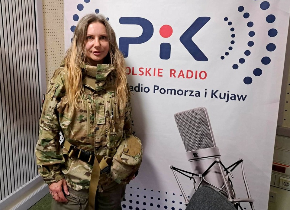 Justyna Gotowicz w studiu Polskiego Radia PiK/fot. Żaneta Walentyn