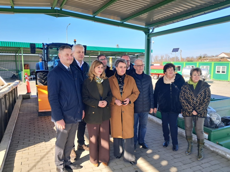 Konferencja w Inowrocławiu dotyczące 2 mln zł wsparcia dla gminy. / Fot. Marcin Glapiak