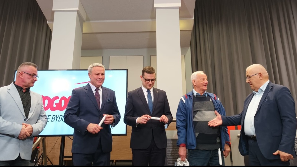 W Urzędzie Wojewódzkim o tamtych dniach mówili uczestnicy historycznych wydarzeń: Jan Rulewski i Wojciech Mojzesowicz/fot. Monika Siwak