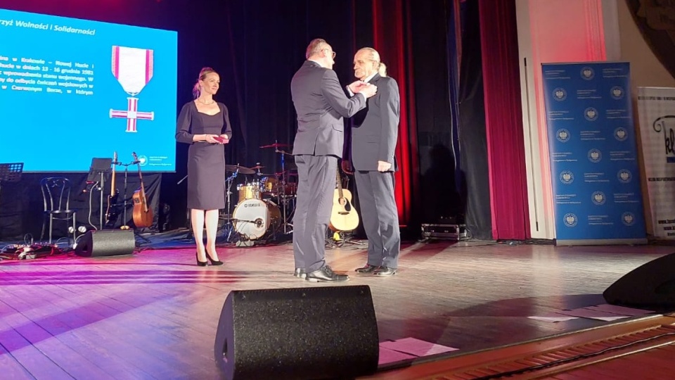 Byli działacze opozycji antykomunistycznej z regionu zostali uhonorowani Krzyżami Wolności i Solidarności w 45. rocznicę „Bydgoskiego Marca” 1981 roku/fot. Dorota Witt