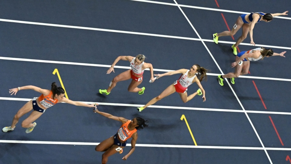 Polska sztafeta kobiet czwarta na HMŚ w Toruniu/fot. PAP/Leszek Szymański