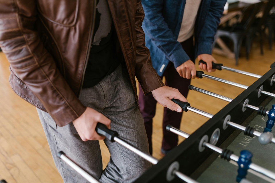 Ciekawe, ale analogowe aktywności na przerwach odciągają uwagę dzieci od smartfonów w szkole we Włocławku/Fot. Pexels, zdjęcie ilustracyjne