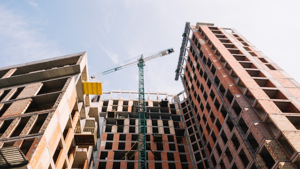 Budynki typu „dual use” powstaną w powiecie włocławskim/fot. Freepik/ilustracyjna