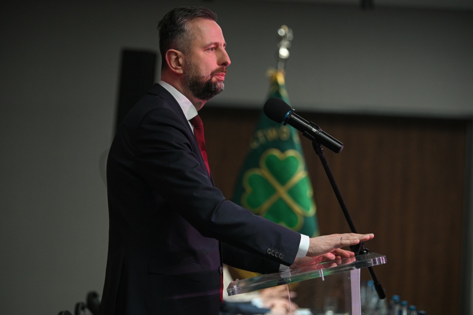 Prezes PSL, wicepremier, minister obrony narodowej Władysław Kosiniak-Kamysz na posiedzeniu Rady Naczelnej Polskiego Stronnictwa Ludowego w Warszawie/fot. PAP/Marcin Obara