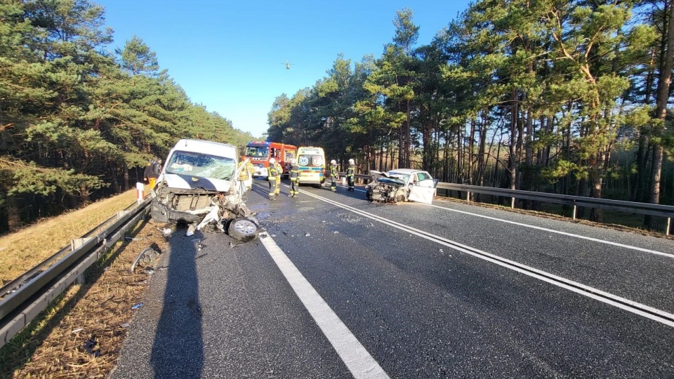 Dwie osoby ranne po zderzeniu osobówki z dostawczakiem na DK 10 w Przyłubiu/fot. KM PSP Bydgoszcz