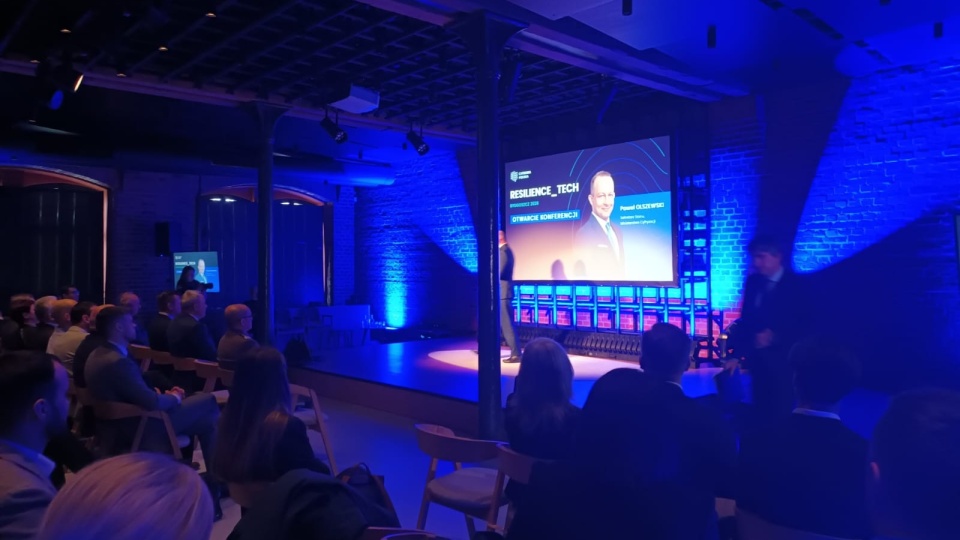 Z jakich narzędzi cyfrowych można korzystać w razie różnych zagrożeń? Rozmawiano o tym w Bydgoszczy podczas konferencji Resilience-Tech organizowanej przez Związek Cyfrowa Polska/fot. Monika Siwak