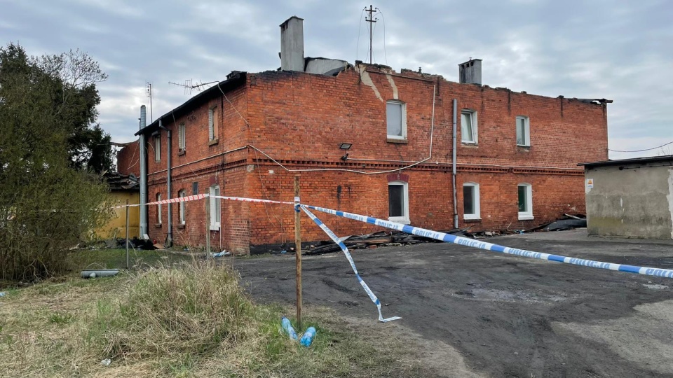 Tak obecnie wygląda spalony budynek przy ul. Łochowskiej. / Fot. Natasza Trzebuchowska