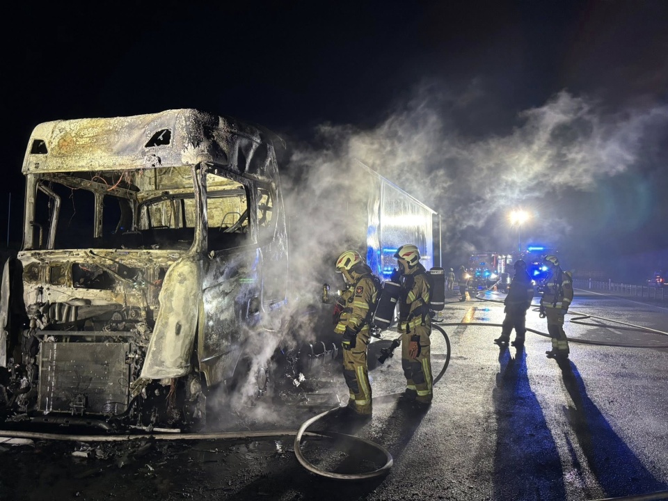 Pożar ciężarówki na autostradzie A1/fot. OSP Gostkowo
