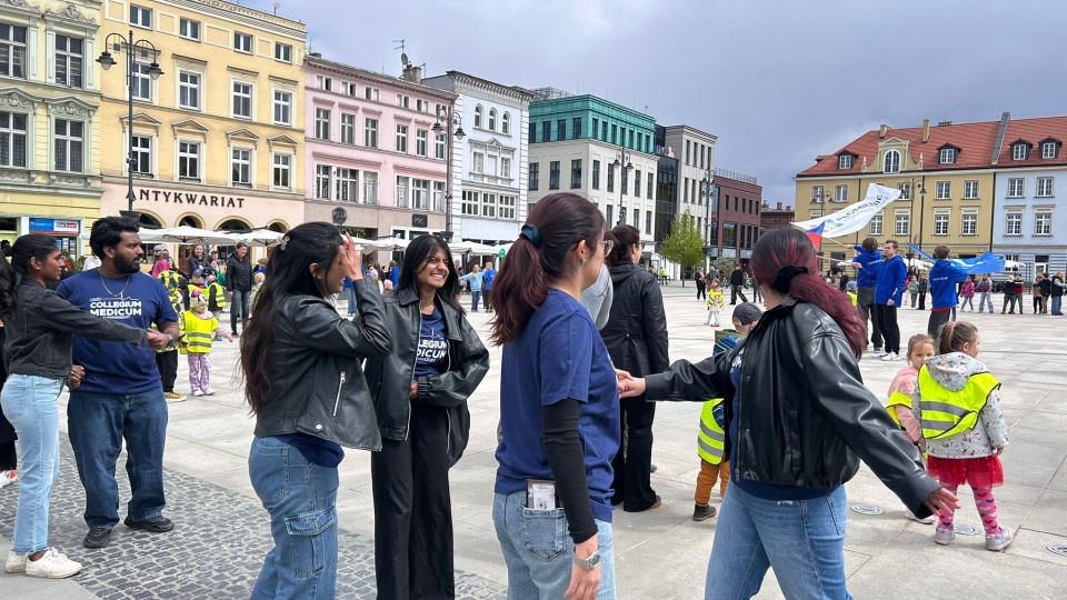 Bydgoski Stary Rynek stał się wielkim parkietem tanecznym/ Fot. PR PiK