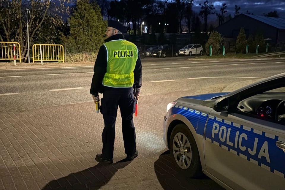 23 kwietnia policjanci odebrali telefon. Ktoś powiedział, że kierowca zachowuje się podejrzanie/Fot. Policja
