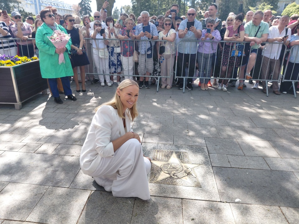 Sonia Bohosiewicz odsłoniła swoją gwiazdę w Ciechocinku/fot. Radosław Jagieła