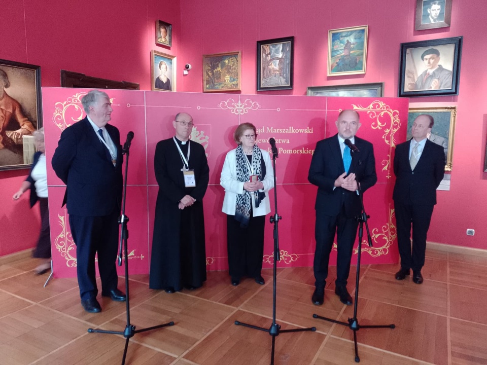 W Ratuszu Staromiejskim odbywa się Colloquium Charitativum Novum – nawiązującego do historycznego spotkania z 1645 roku, kiedy przedstawiciele różnych wyznań próbowali w Toruniu szukać porozumienia ponad religijnymi podziałami/fot. Michał Zaręba