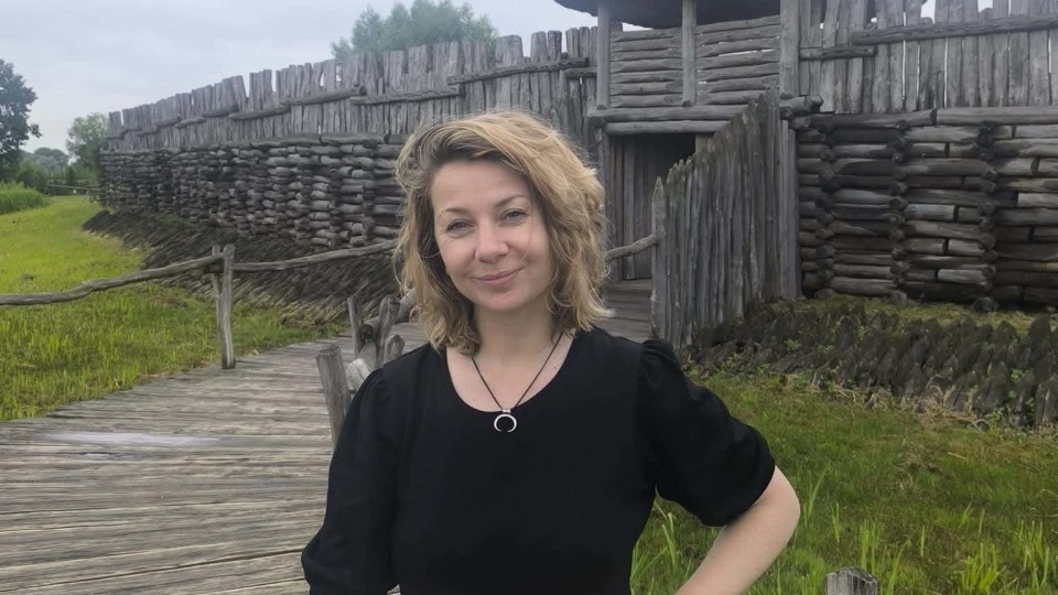 Archeolog Magdalena Zawol/fot. Muzeum Archeologiczne w Biskupinie