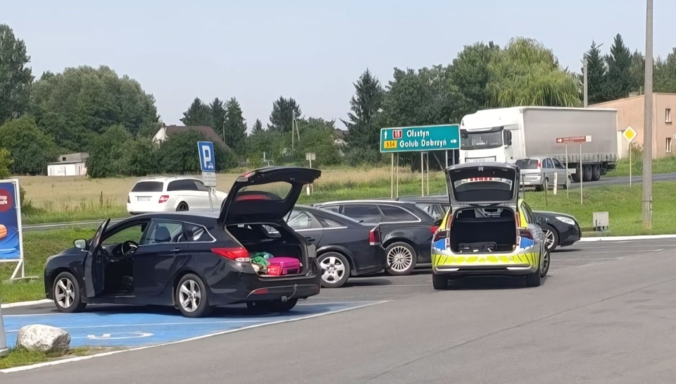 Policjant z Kowalewa Pomorskiego pomógł przy porodzie/fot. KWP Bydgoszcz