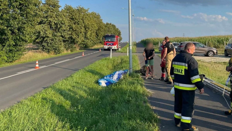 Wypadek spadochronu w Sicienku /fot. KM PSP w Bydgoszczy