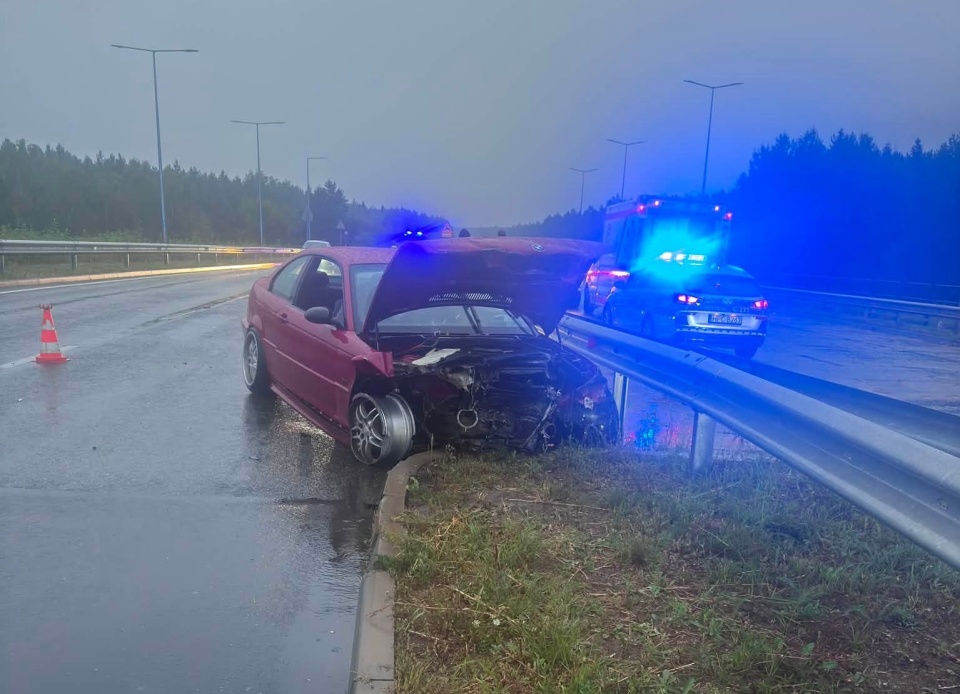 Zdarzenie na ul. Armii Krajowej w Bydgoszczy/fot. Heron15 Pomoc Drogowa Bydgoszcz 24h Andruszczenko Krystian 501337500